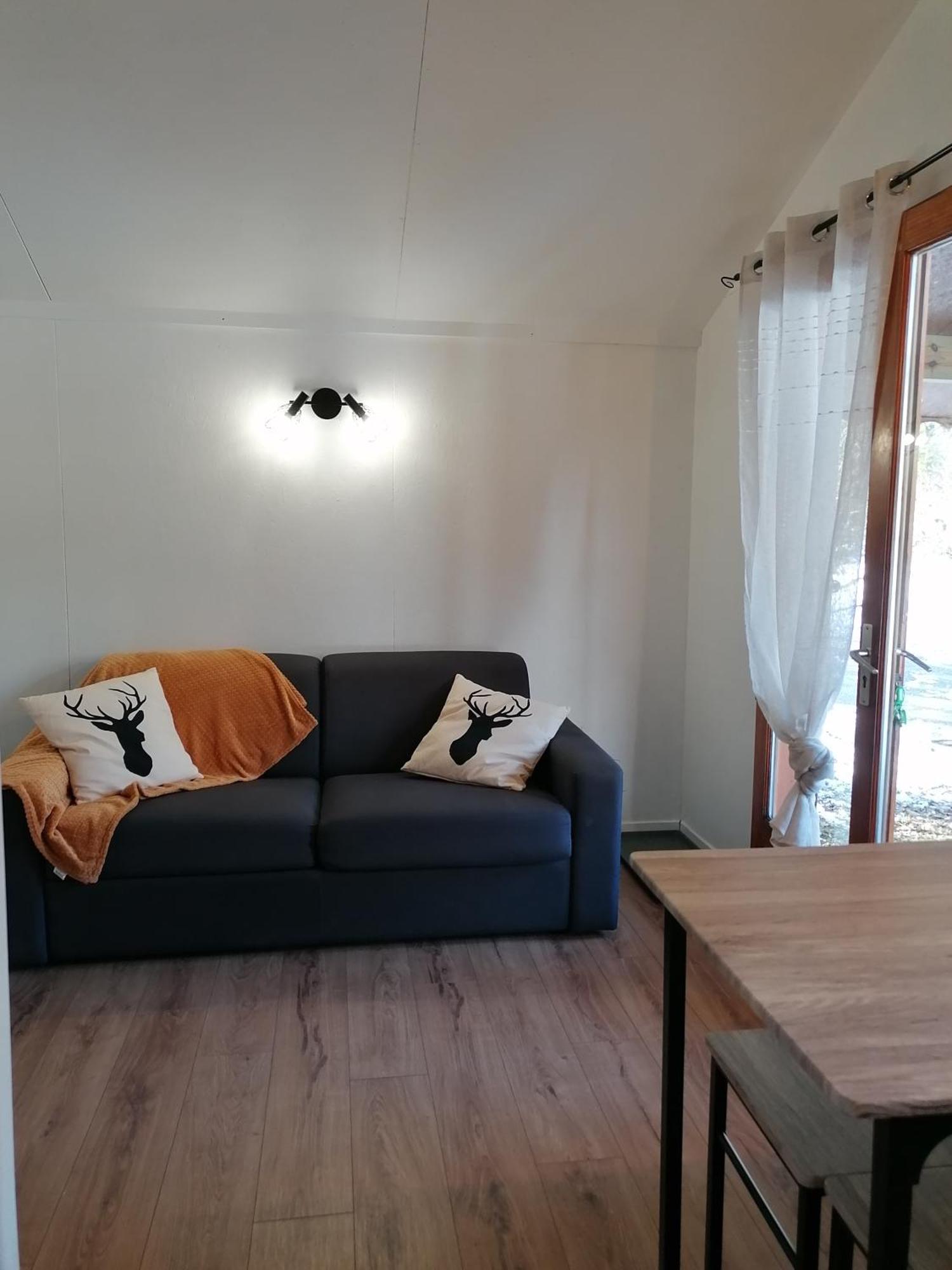 Camping Le Trejeux - Petit Chalet 通内 外观 照片